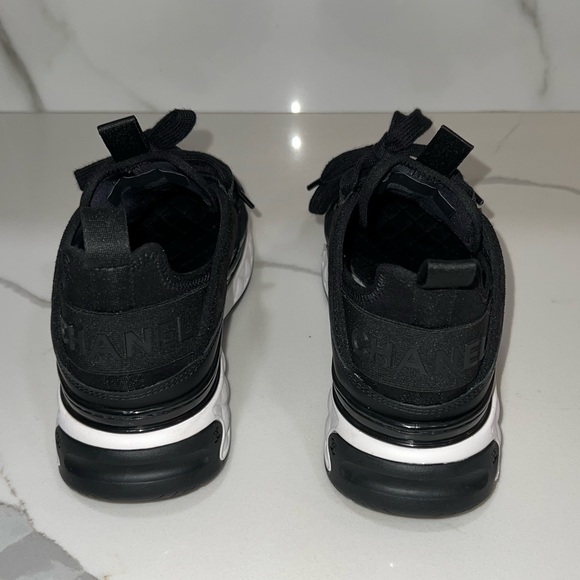 CHANEL
**SOLD** Velvet Calfskin Mixed Fibers CC Sneakers Black 36 - Picture 6 of 15